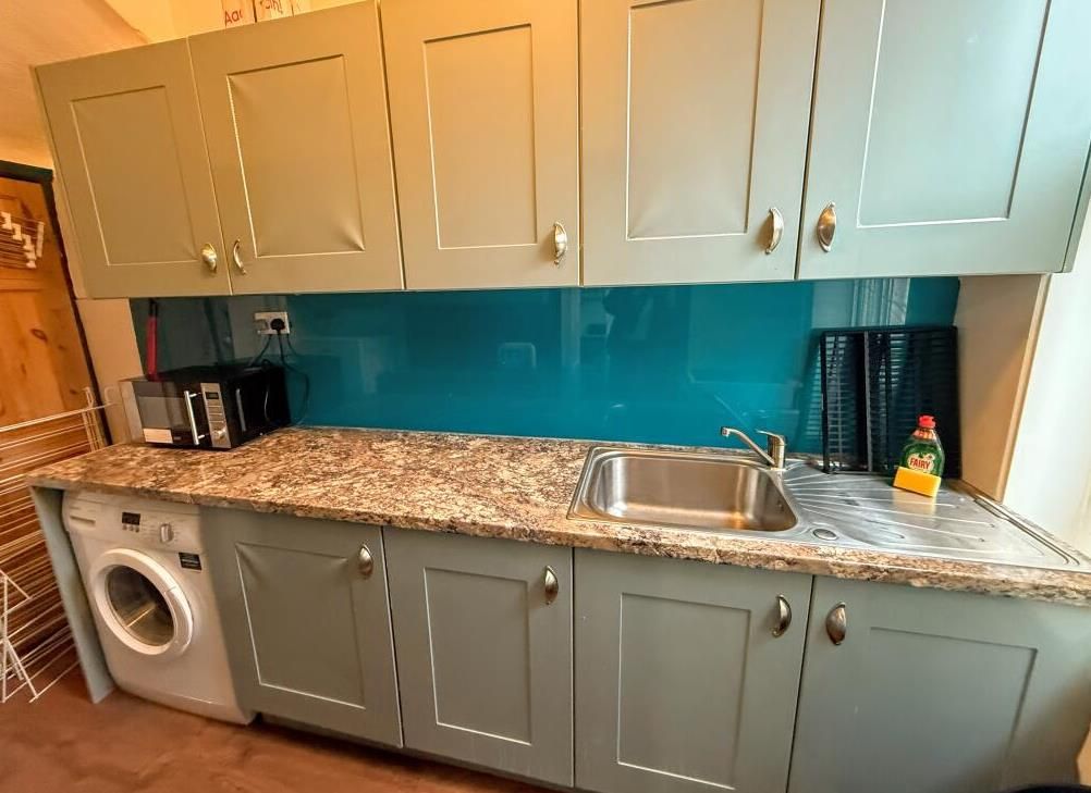 Property photo 2 of 6 Bathroom