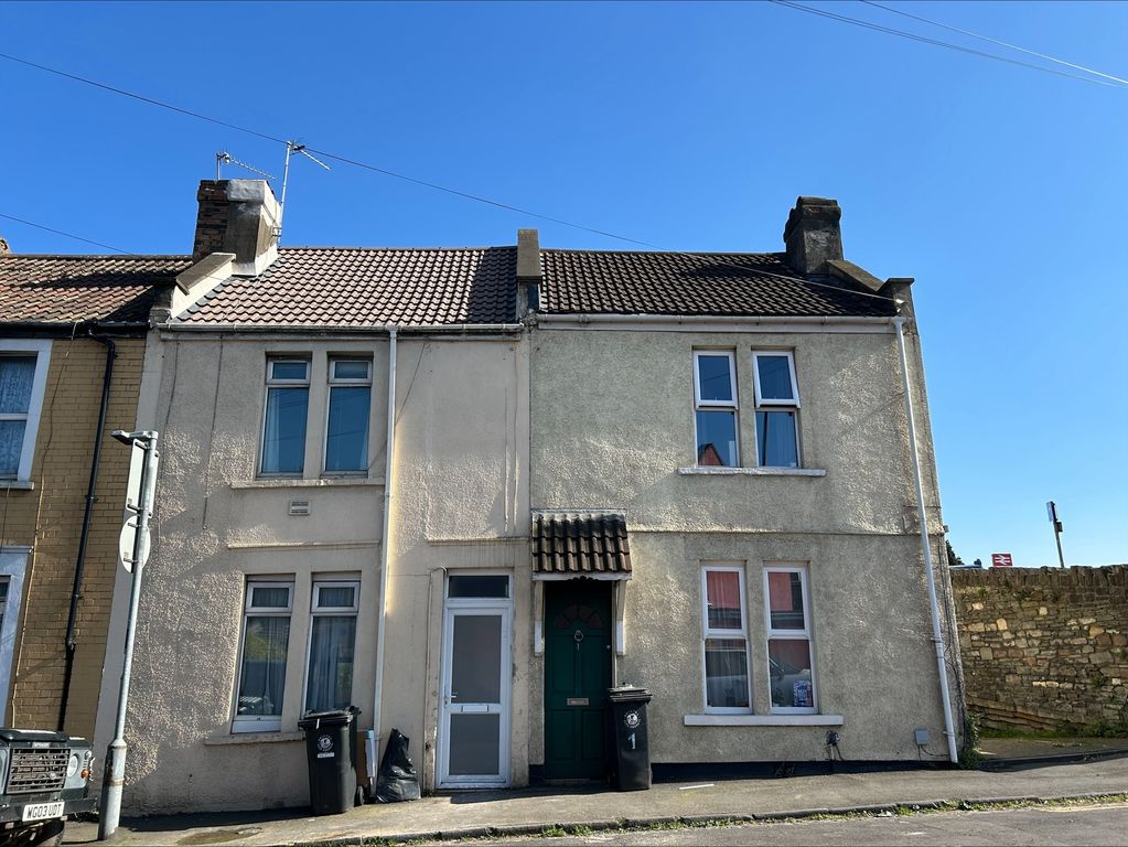 Property photo 1 of 11