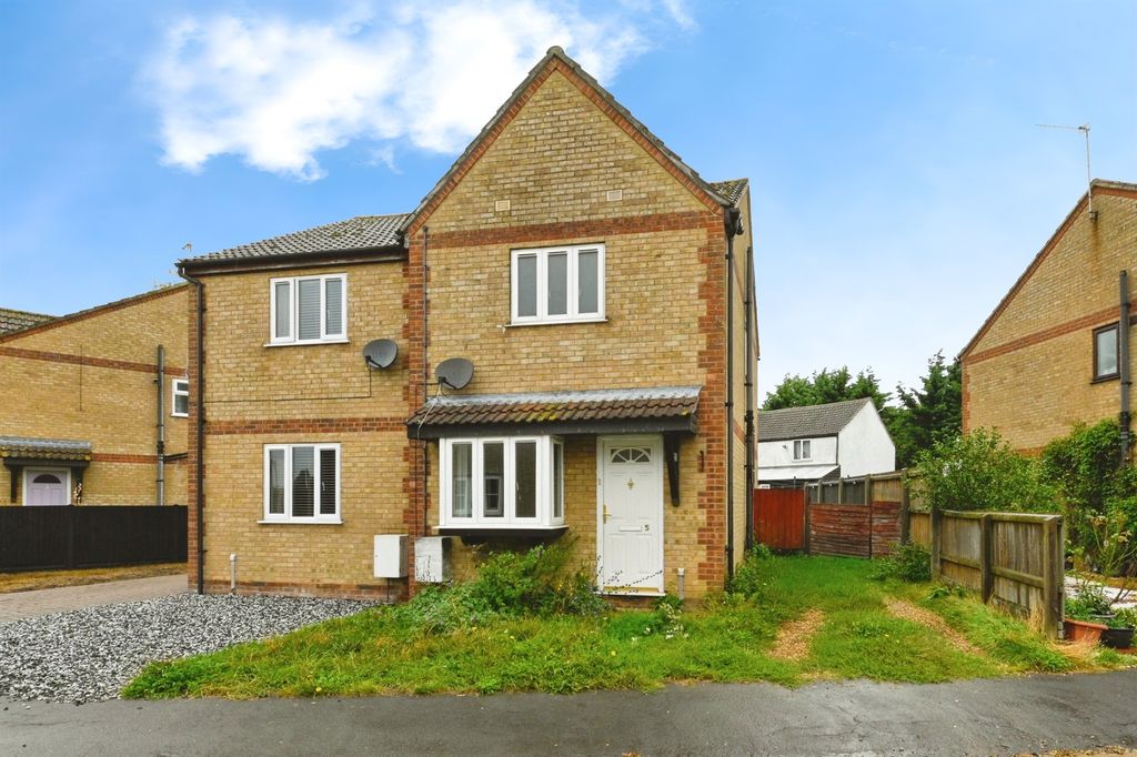 Property photo 1 of 16