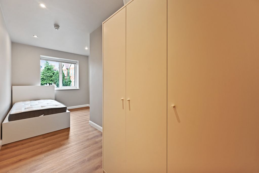 Property photo 3 of 10 Cs - Shady Lane - 9 (1)