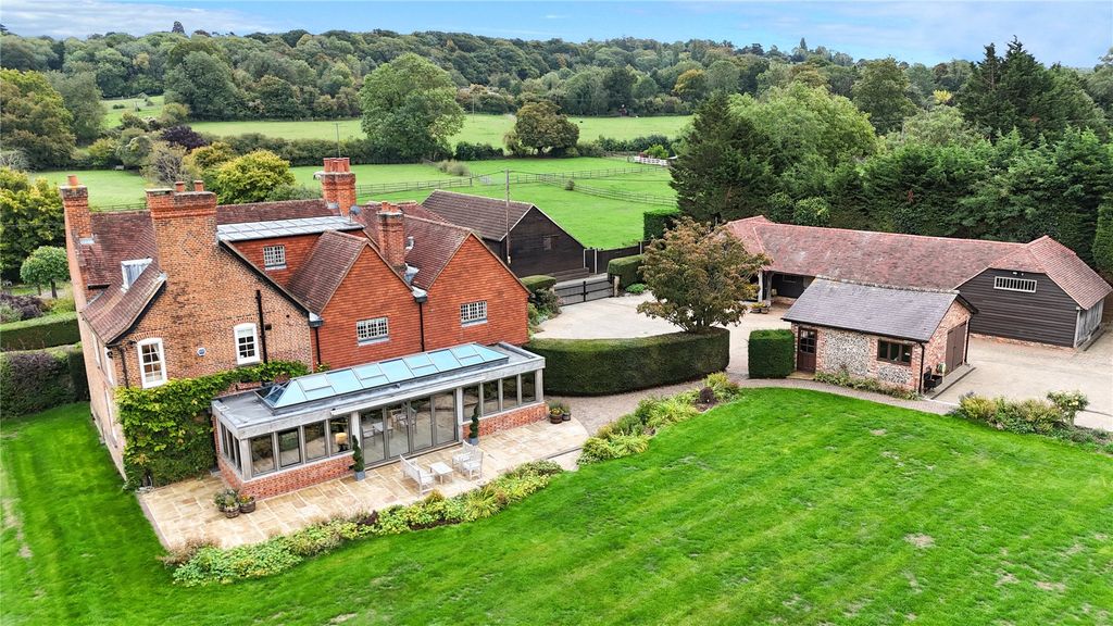 Property photo 2 of 32 Picture No. 48