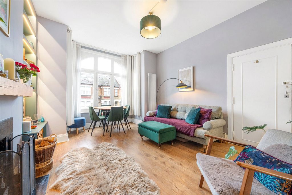 Property photo 2 of 14 Reception