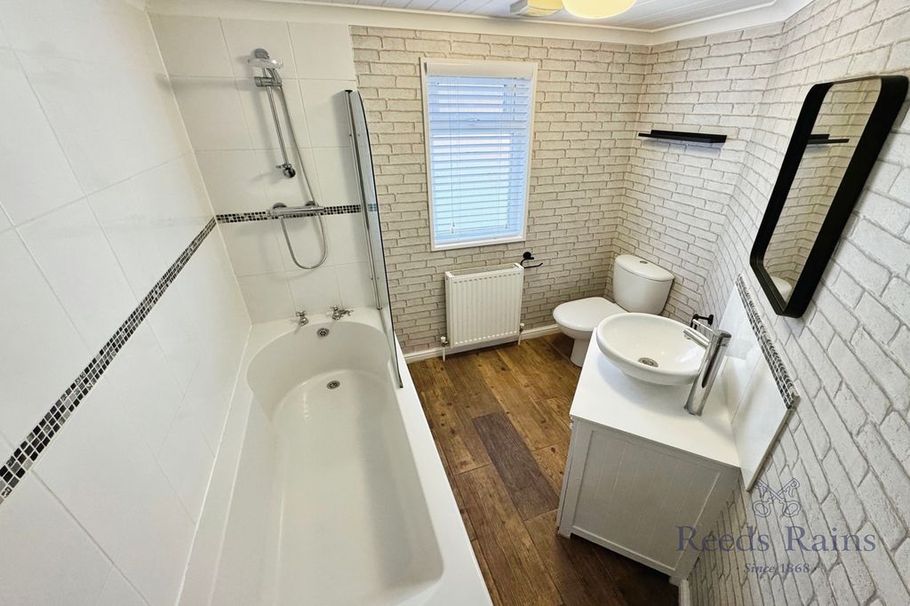 Property photo 3 of 14 Picture No. 09