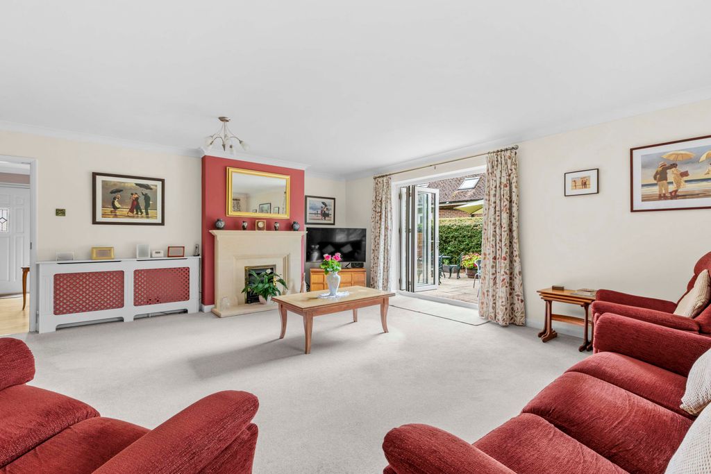 Property photo 2 of 16