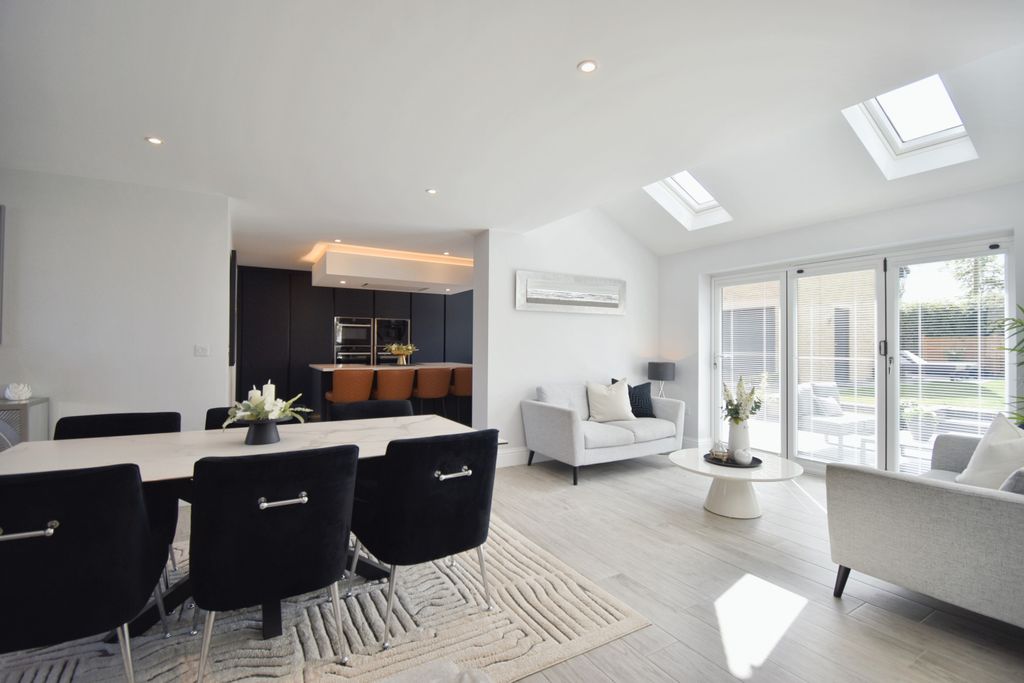 Property photo 2 of 39 Dsc_0035