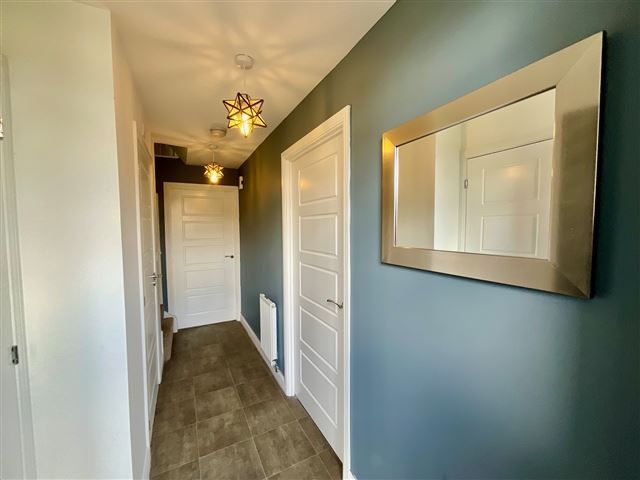 Property photo 3 of 21 Entrance Hallway