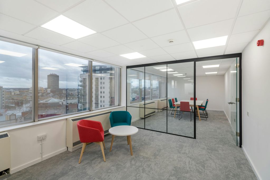 Property photo 3 of 7 Photo 4