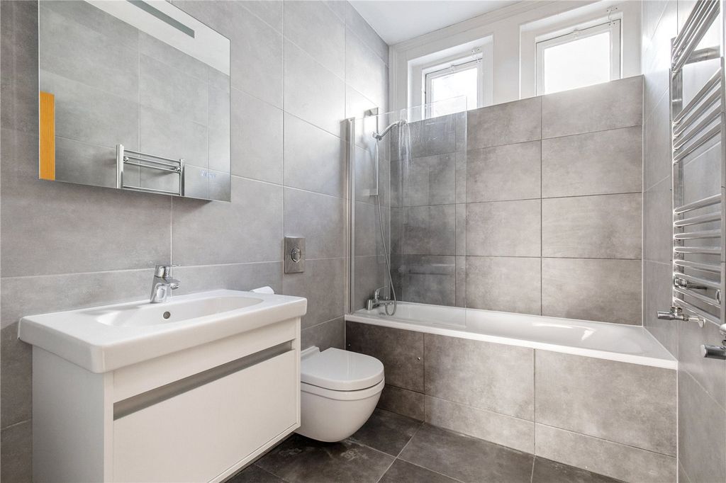 Property photo 3 of 12 Picture No. 06