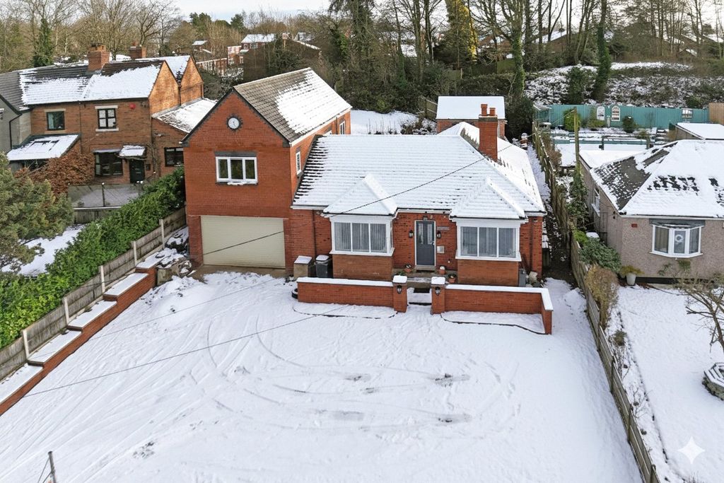 Property photo 1 of 36 Picture No. 46