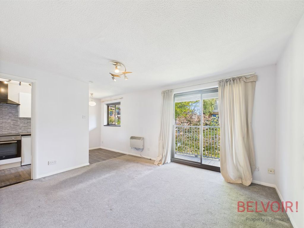 Property photo 3 of 19