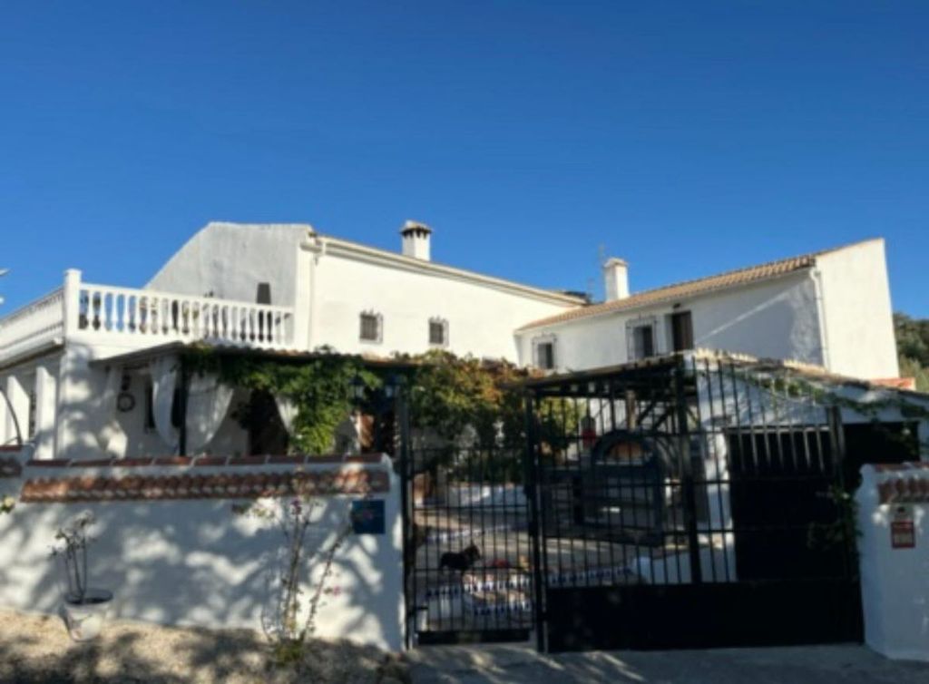 Property photo 1 of 46