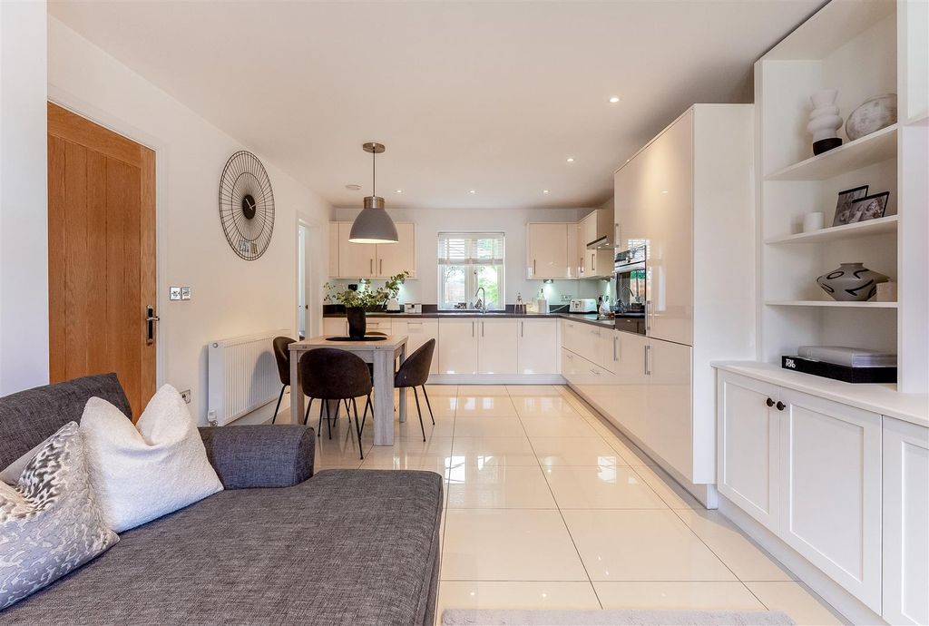 Property photo 3 of 25 1 Fynes Way-2.Jpg