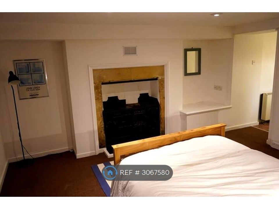 Property photo 1 of 5 Main Living Area