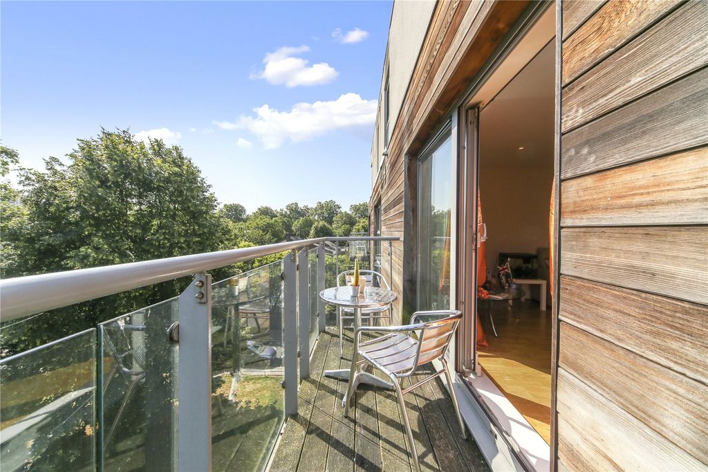 Property photo 2 of 11 Picture No. 09
