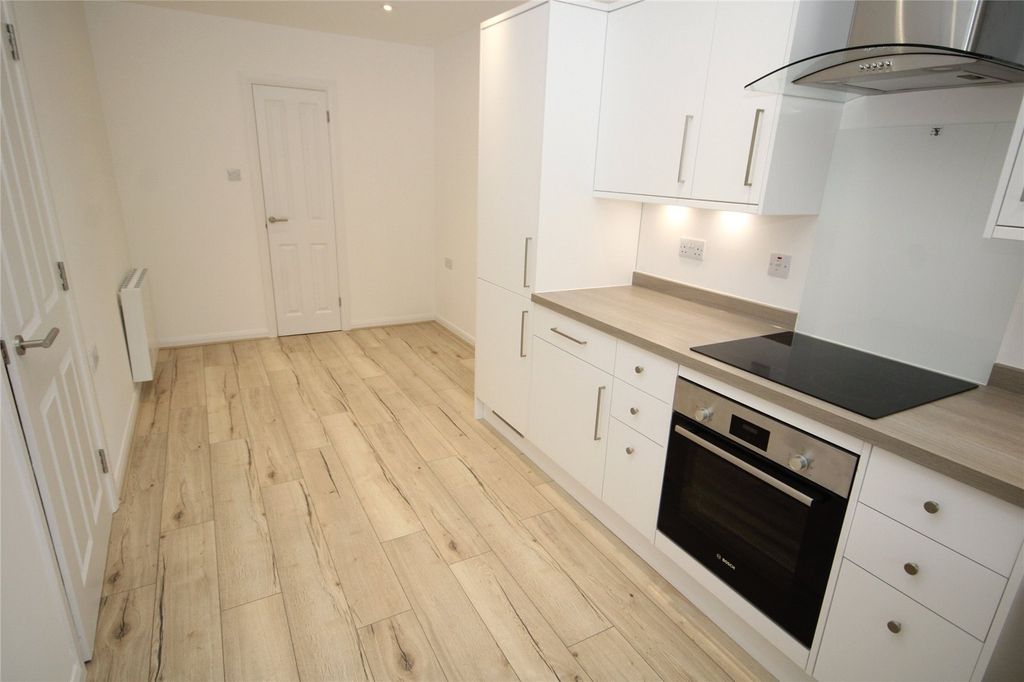 Property photo 3 of 8 Picture No. 02