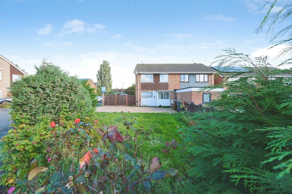 Property photo 1 of 20