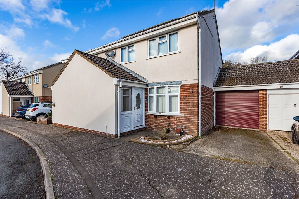 Property photo 1 of 14 Front