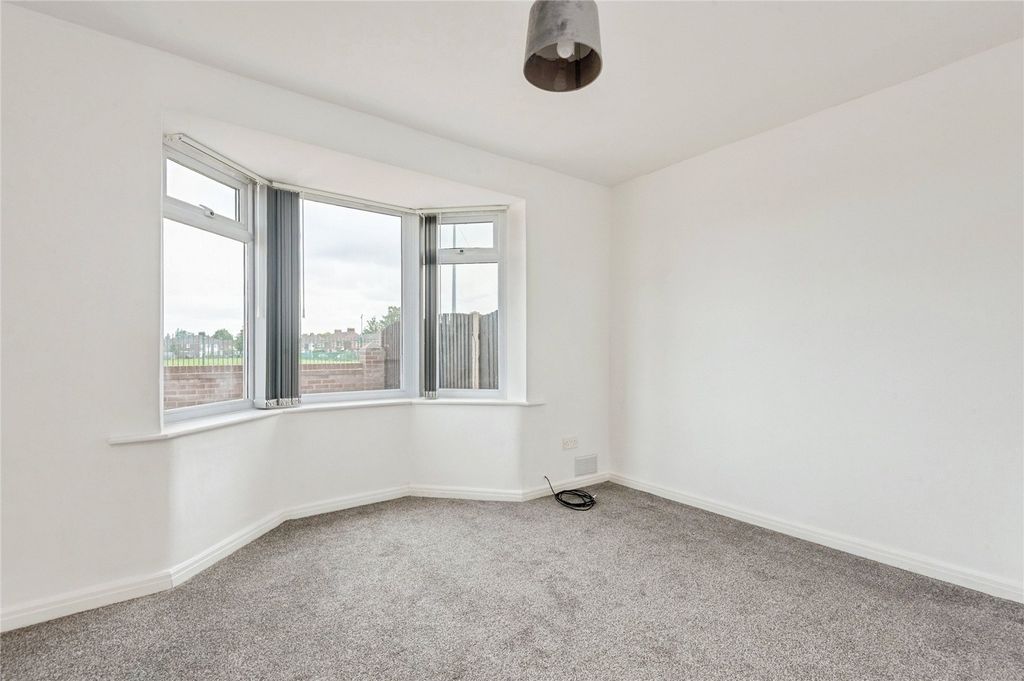 Property photo 3 of 17 Picture No. 03