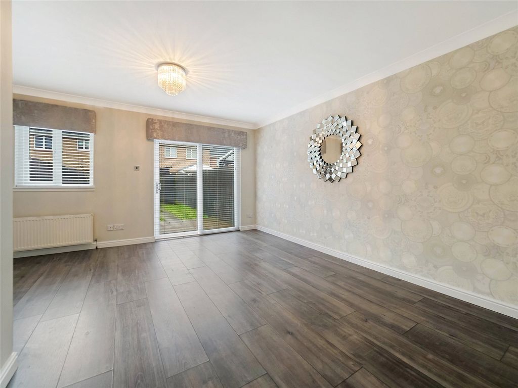 Property photo 3 of 16 3