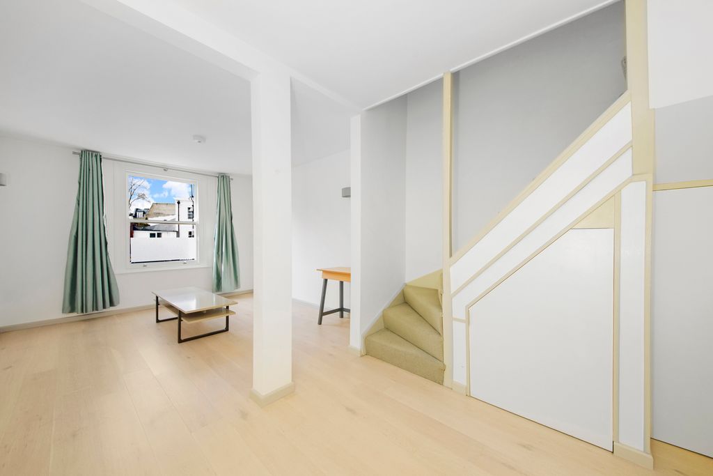 Property photo 3 of 8 Picture No. 47