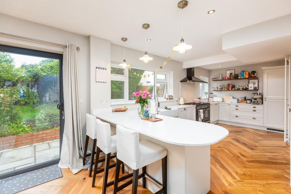 Property photo 3 of 38 Cz0A0164-Edit.Jpg