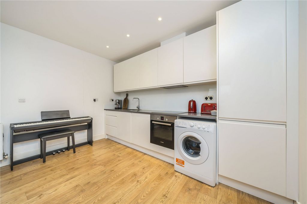 Property photo 3 of 7 Picture No. 08