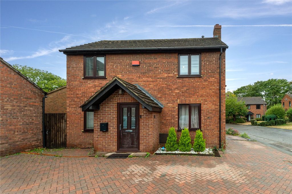 Property photo 1 of 15 Front