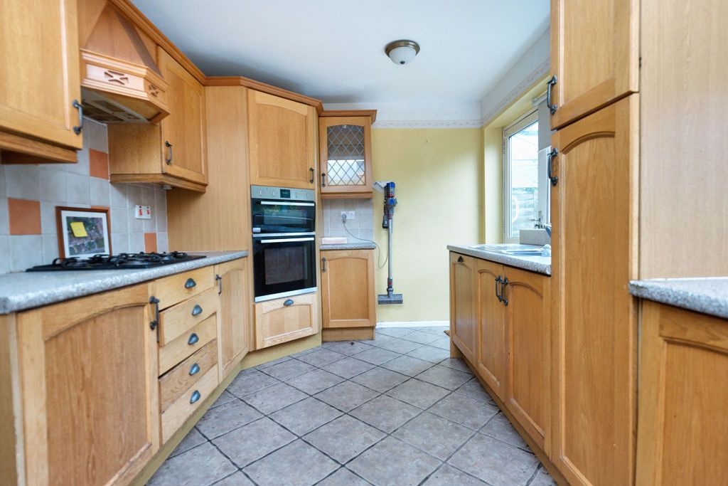 Property photo 2 of 17 Photo 6