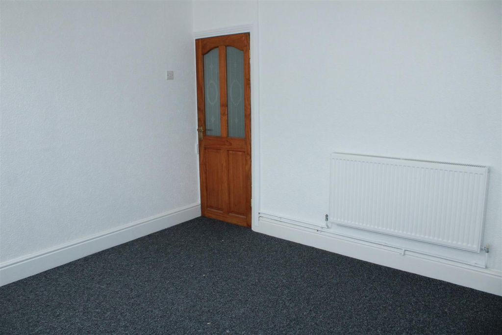 Property photo 3 of 14 Img_8403.Jpg