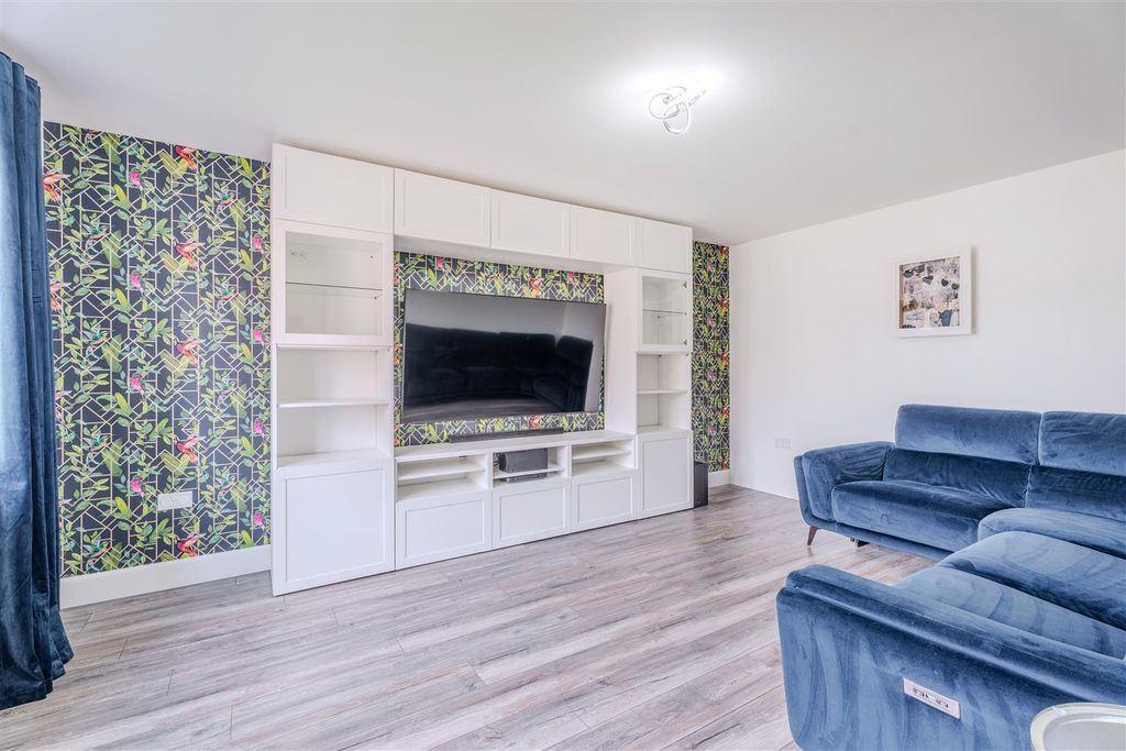 Property photo 3 of 31 29Briestonhill-3.Jpg