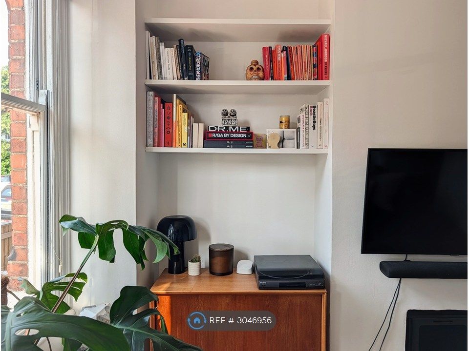 Property photo 3 of 27