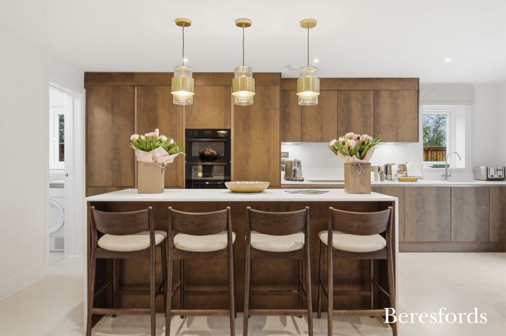 Property photo 3 of 17 Picture No. 16