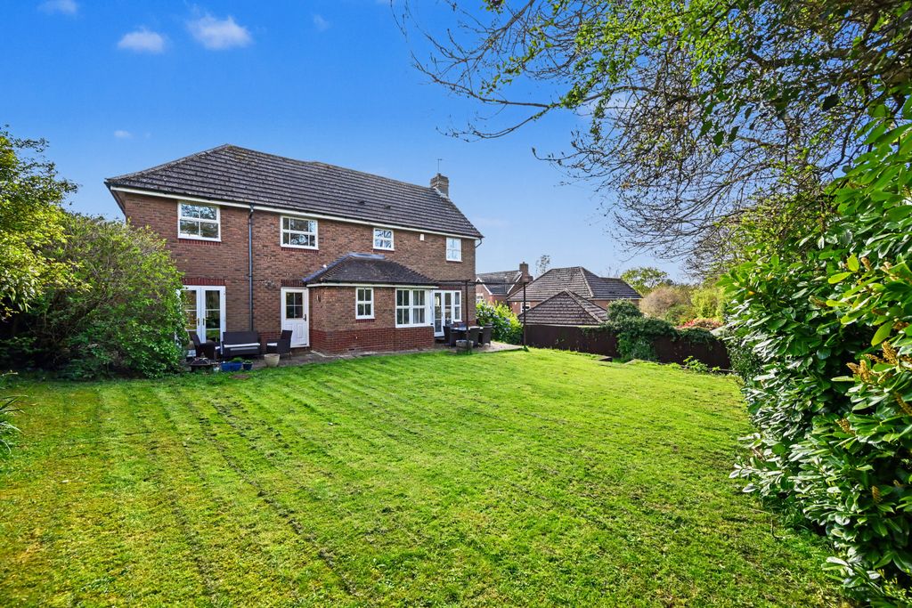Property photo 2 of 22