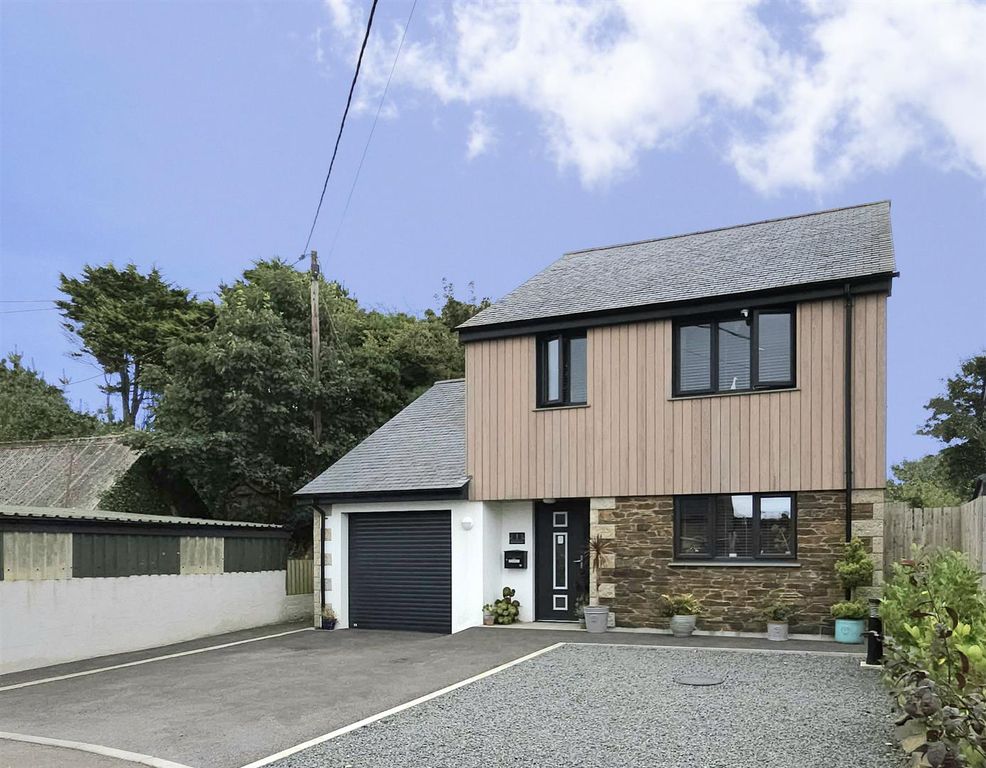 Property photo 1 of 35 22 - Front - Rhs.Jpg