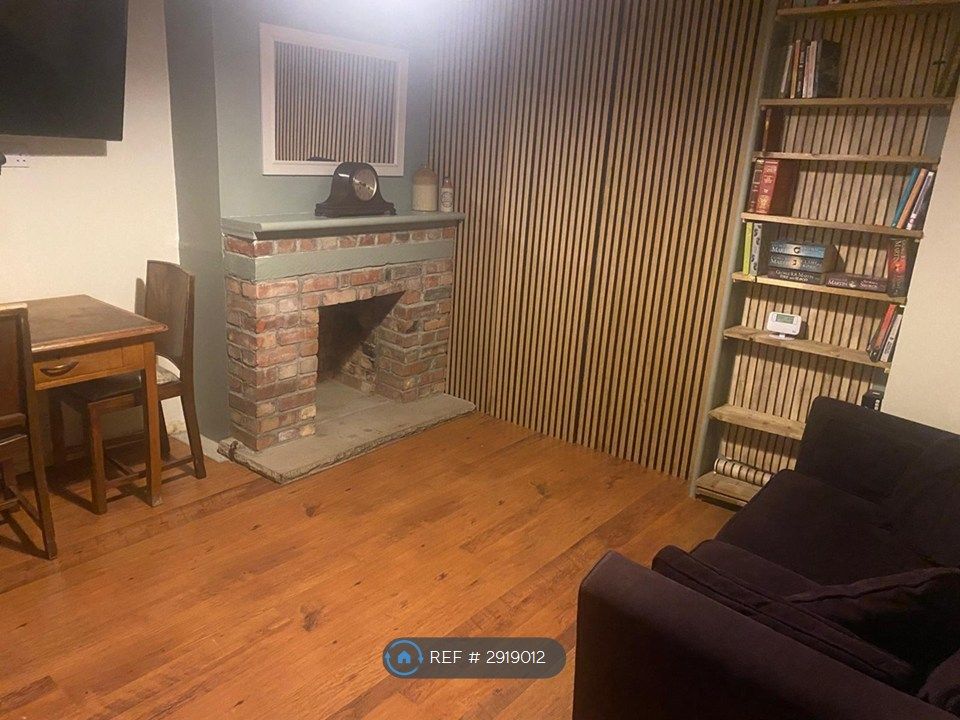 Property photo 2 of 7