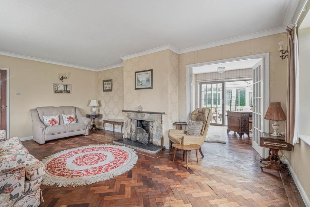 Property photo 3 of 15