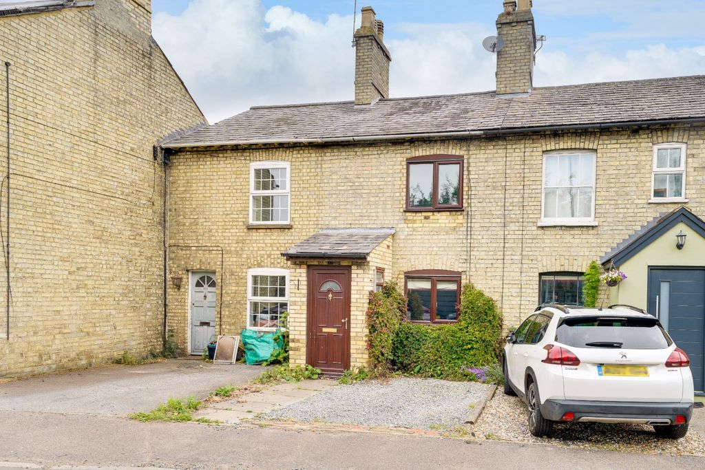Property photo 1 of 11 3940330