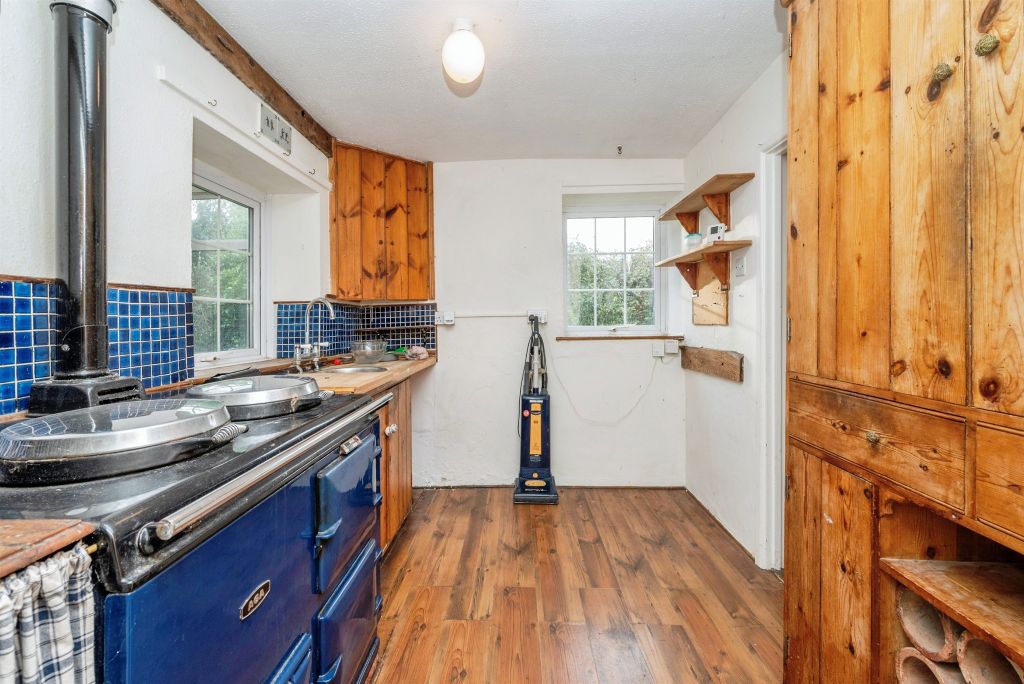 Property photo 3 of 17