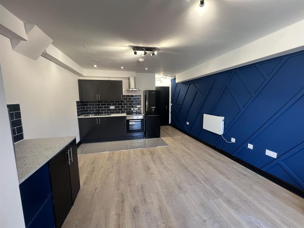 Property photo 3 of 12 Img_1829.Jpeg