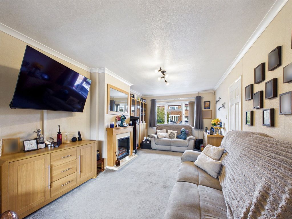 Property photo 3 of 23 Picture No. 01