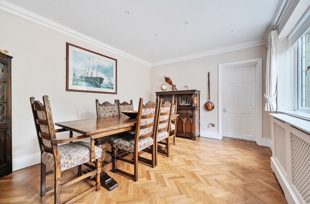 Property photo 3 of 25 1305490-2-68496F3...