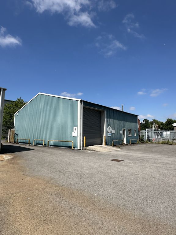 Property photo 3 of 3 Unit 4 (With Spray Booth)