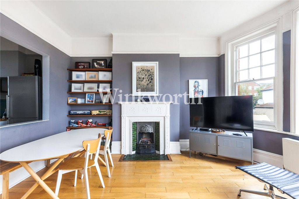 Property photo 3 of 13 Reception Room