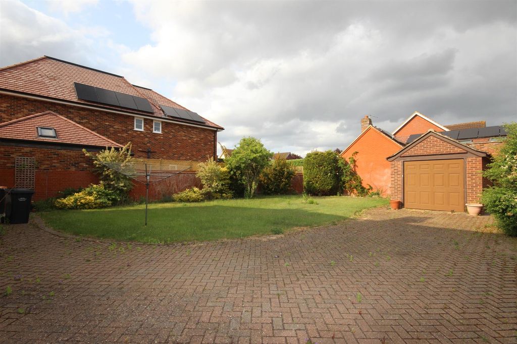 Property photo 2 of 16 Img_3558.Jpg