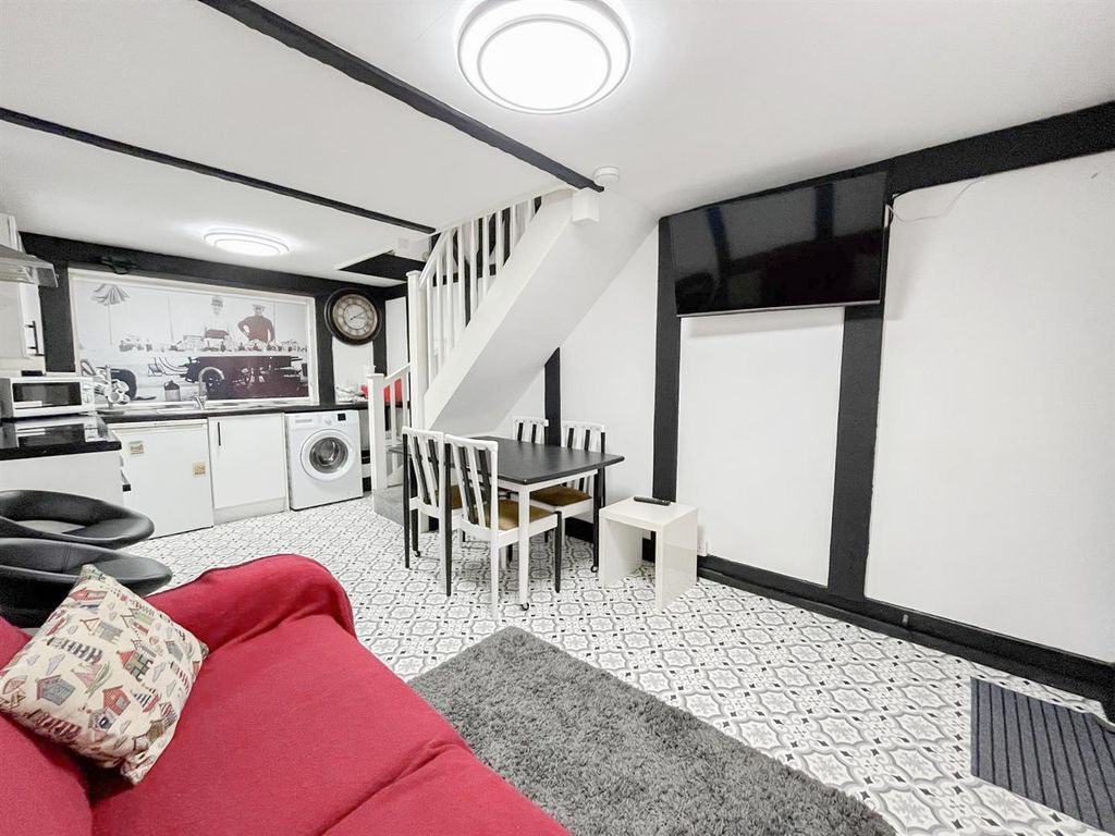 Property photo 3 of 15 11-87Ff84d6-F78c-4263-A092-B2104De6B2F3.Jpg