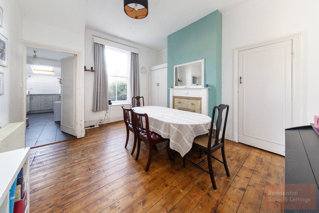 Property photo 3 of 19 Picture 3