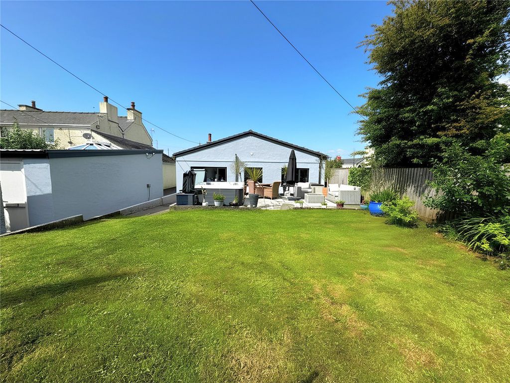 Property photo 2 of 25 Picture No. 22