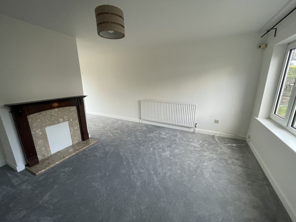 Property photo 3 of 14 Img_6972
