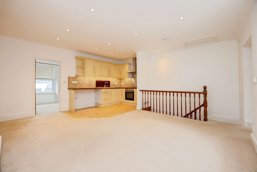 Property photo 1 of 11 Photo