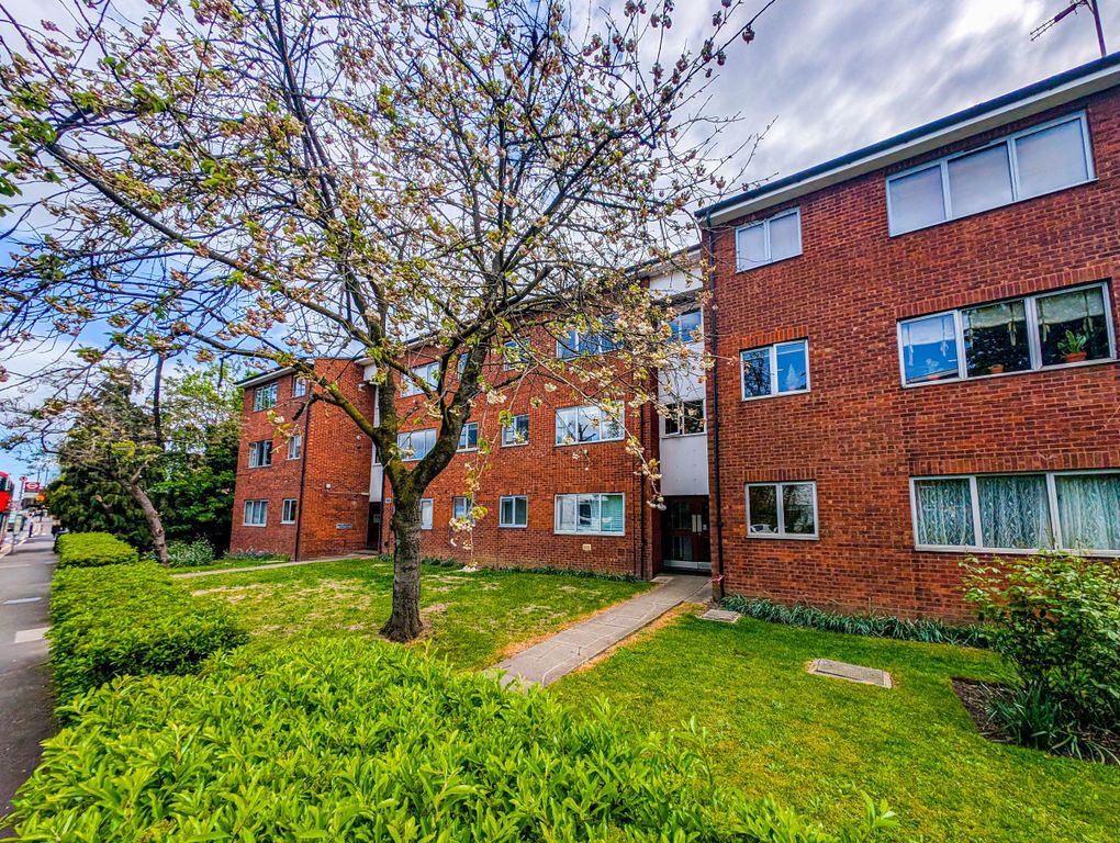 Property photo 1 of 6